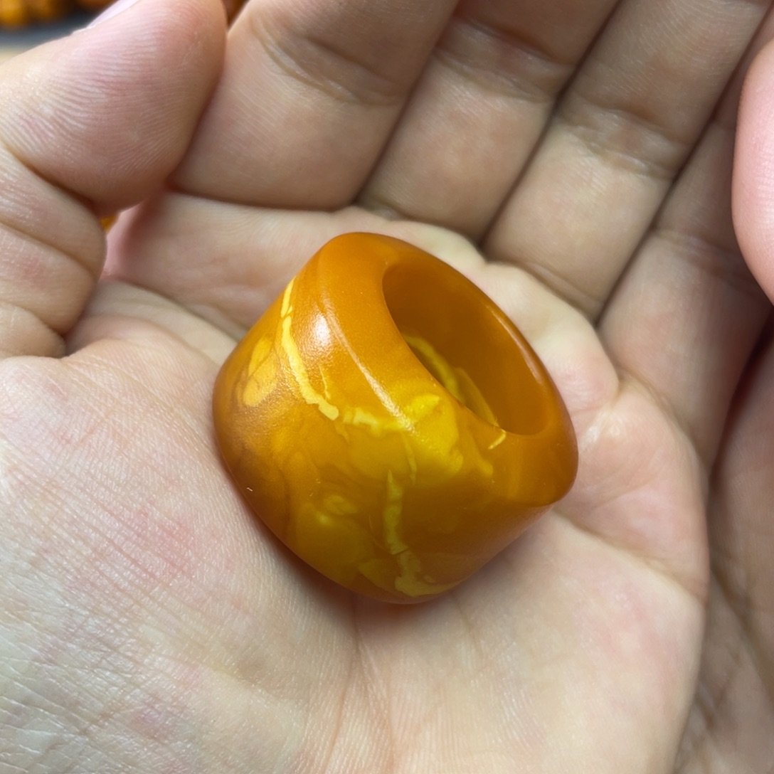 蜜蜡未镶嵌吊坠(不含链)