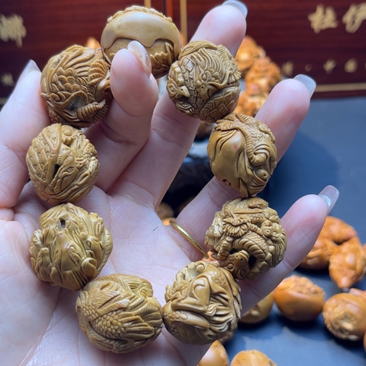 没***转橄榄核吊坠山海经