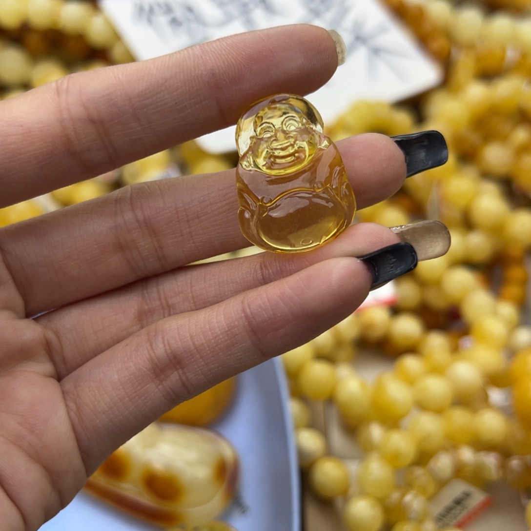 琥珀珠宝奇石未镶嵌