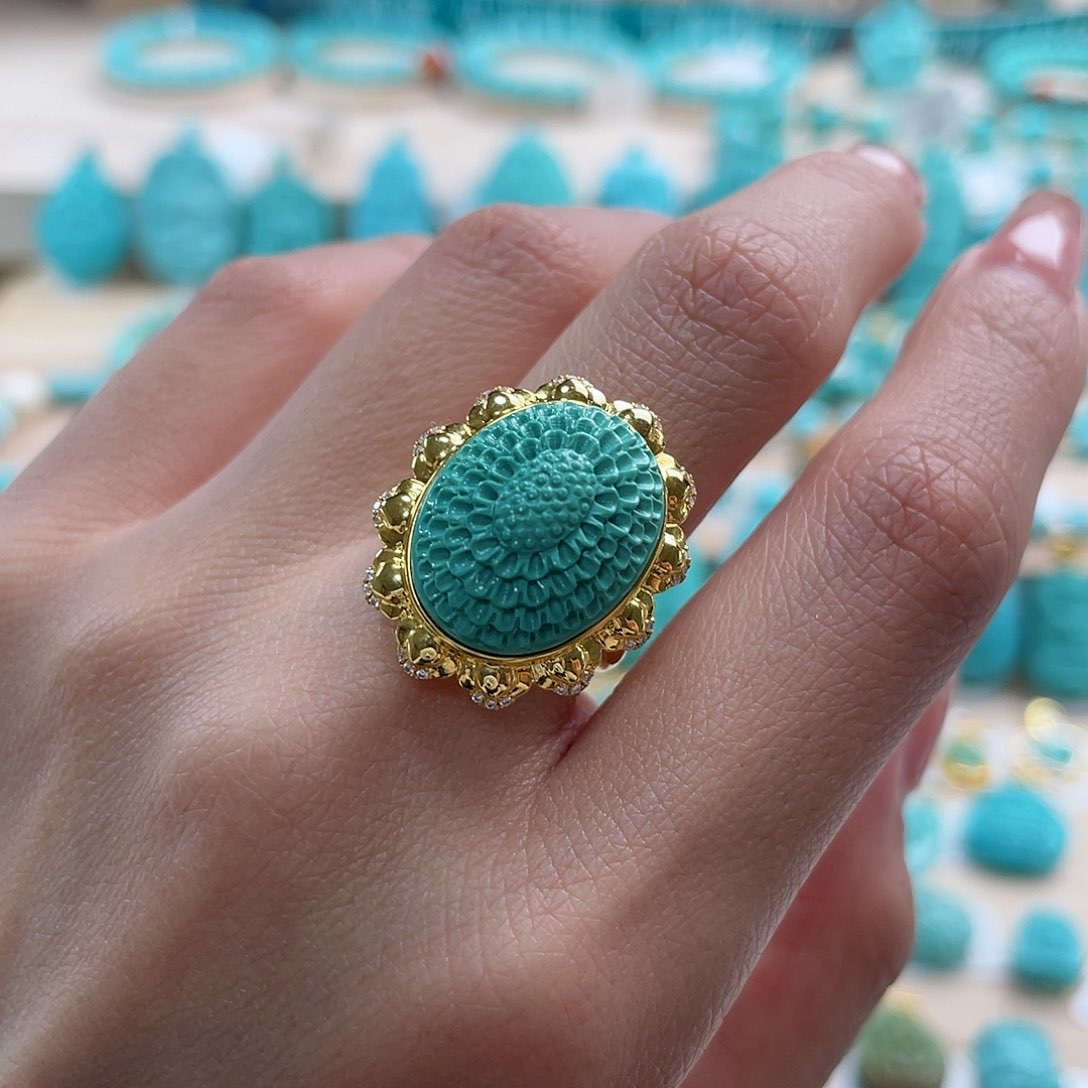 绿松石珠宝奇石18K金镶嵌