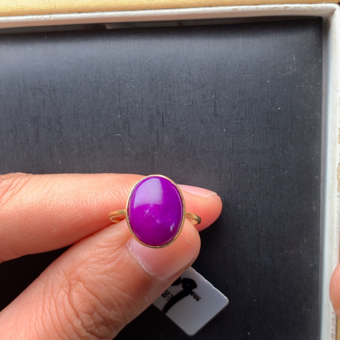 苏纪石（舒俱来）18K金镶嵌戒指