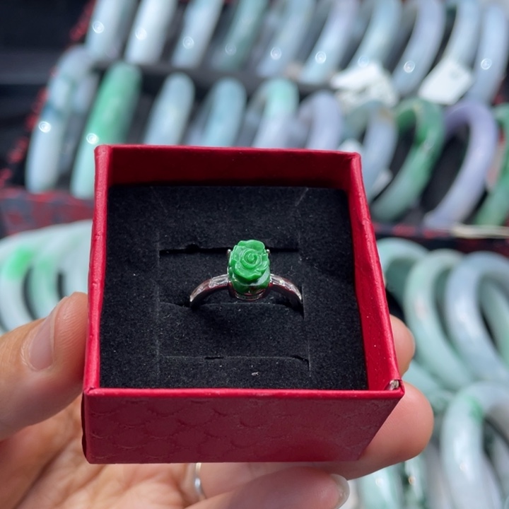 翡翠银S925镶嵌戒指翡翠戒指