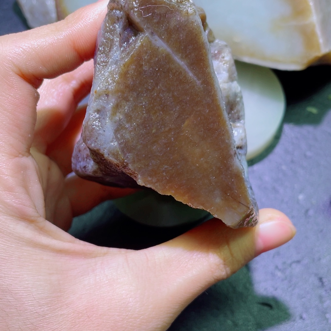 和田玉未镶嵌珠宝半成品