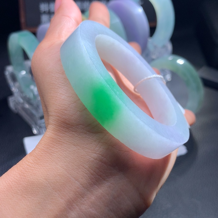 未镶嵌翡翠定制翡翠旭**气