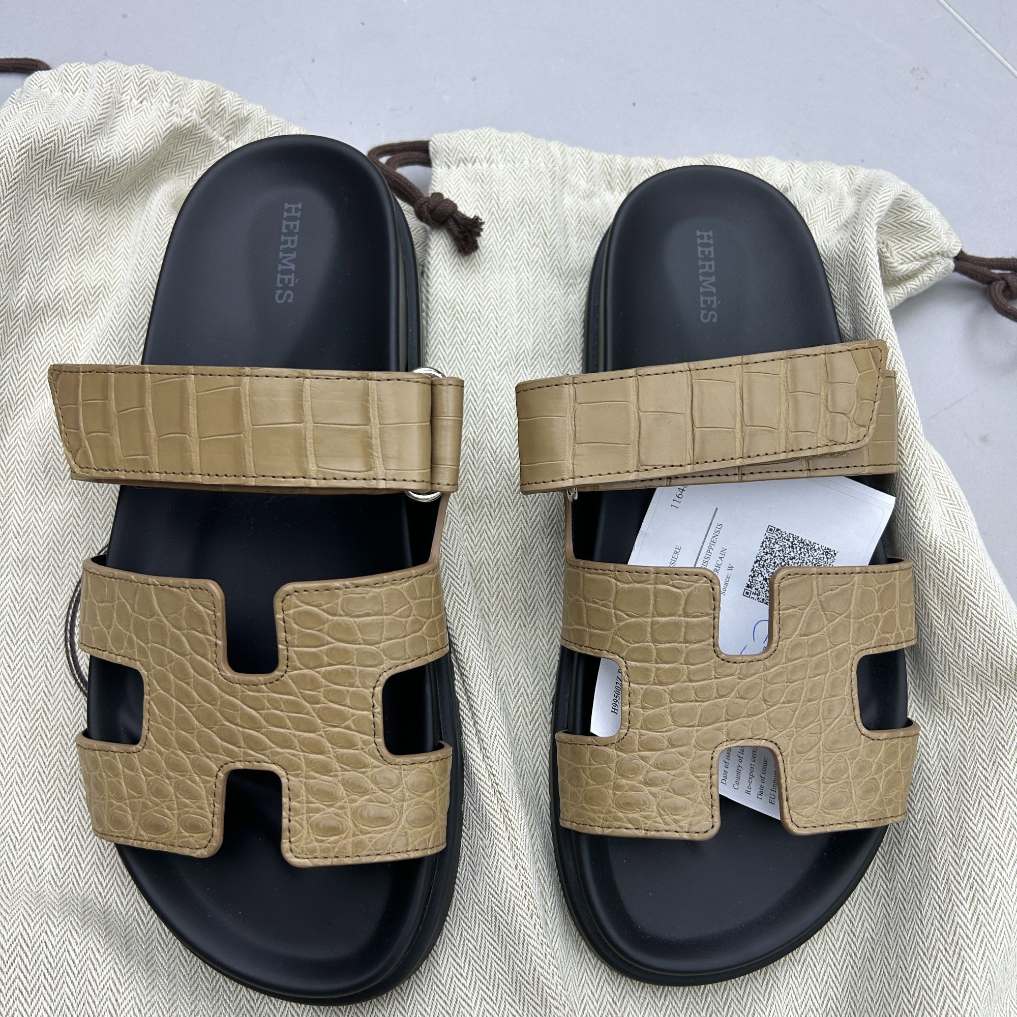 未使用 Hermes/爱马仕 香草灰鳄鱼皮二舅拖鞋38码