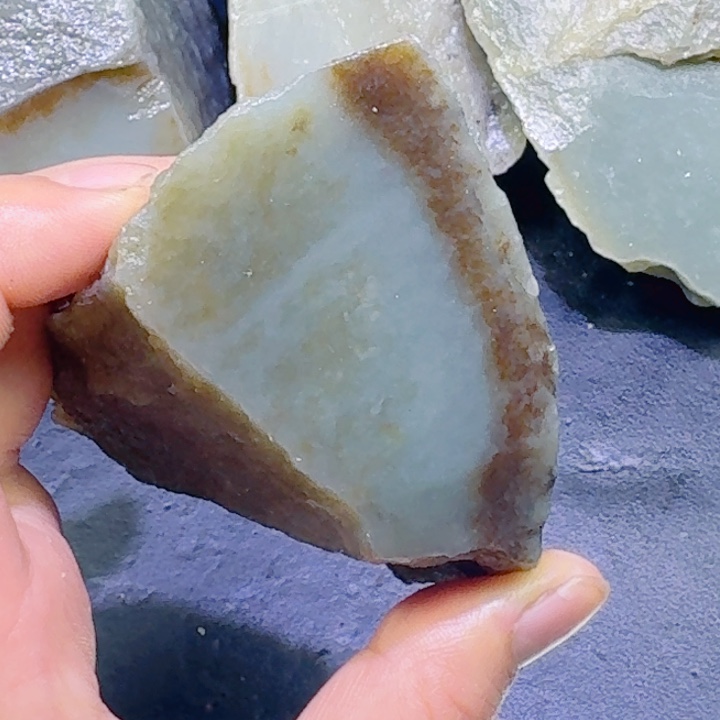 和田玉未镶嵌珠宝半成品