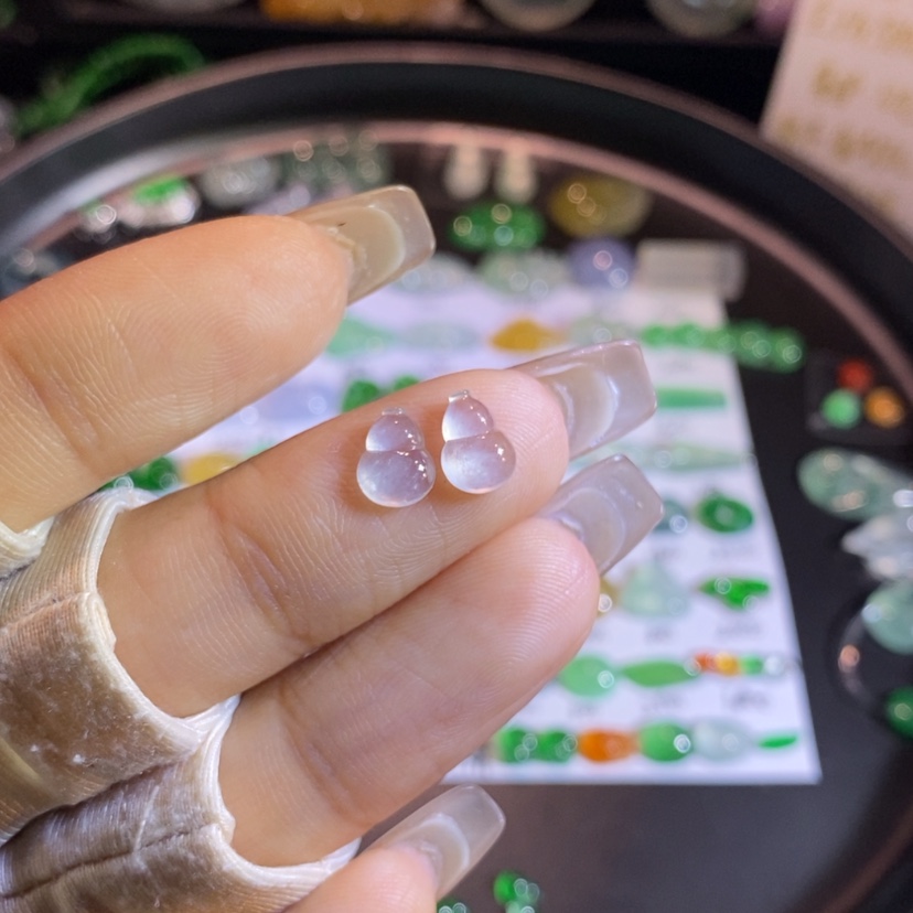 【闪购商品】翡翠挂件未镶嵌葫芦