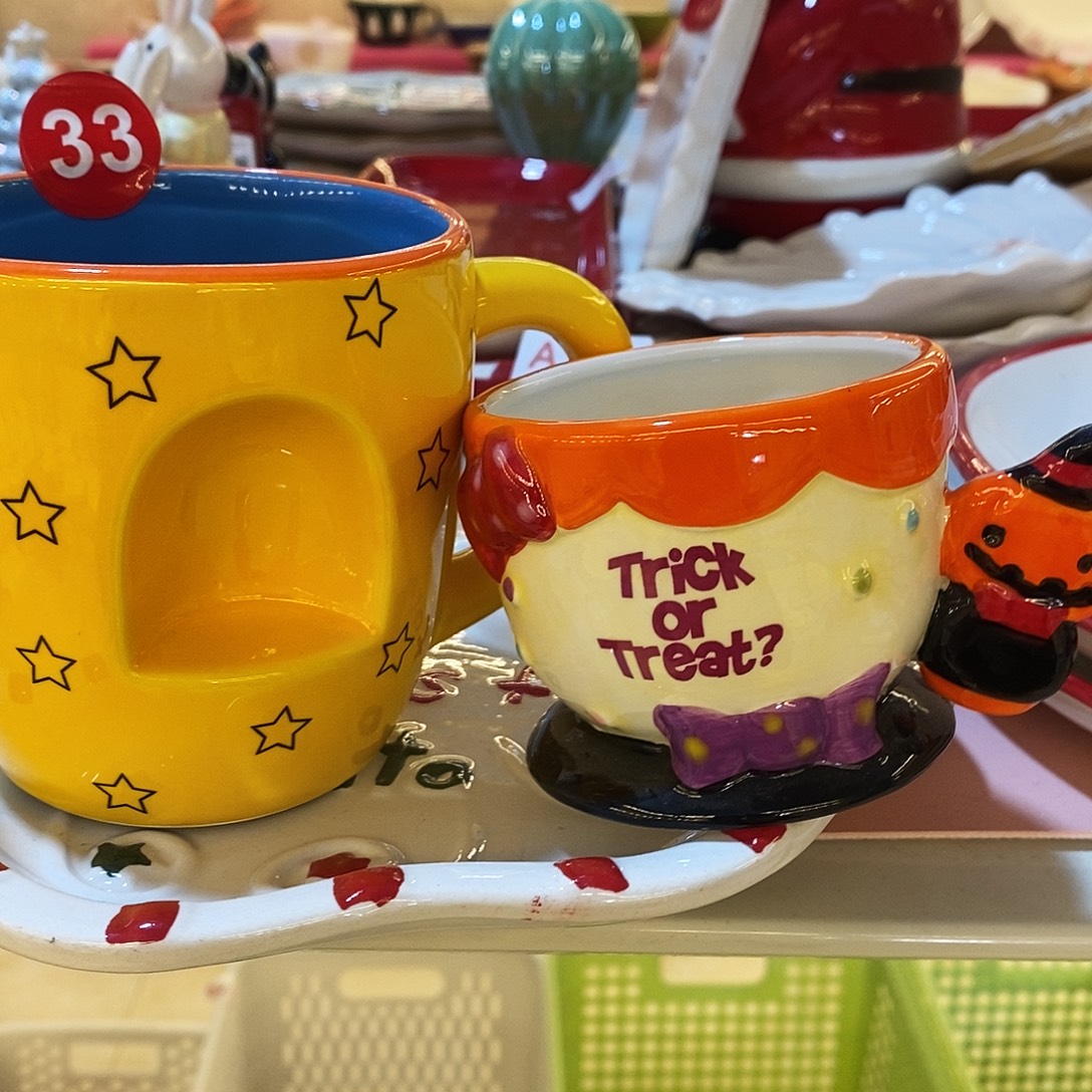 菜***梅微瑕陶瓷瓶杯套装