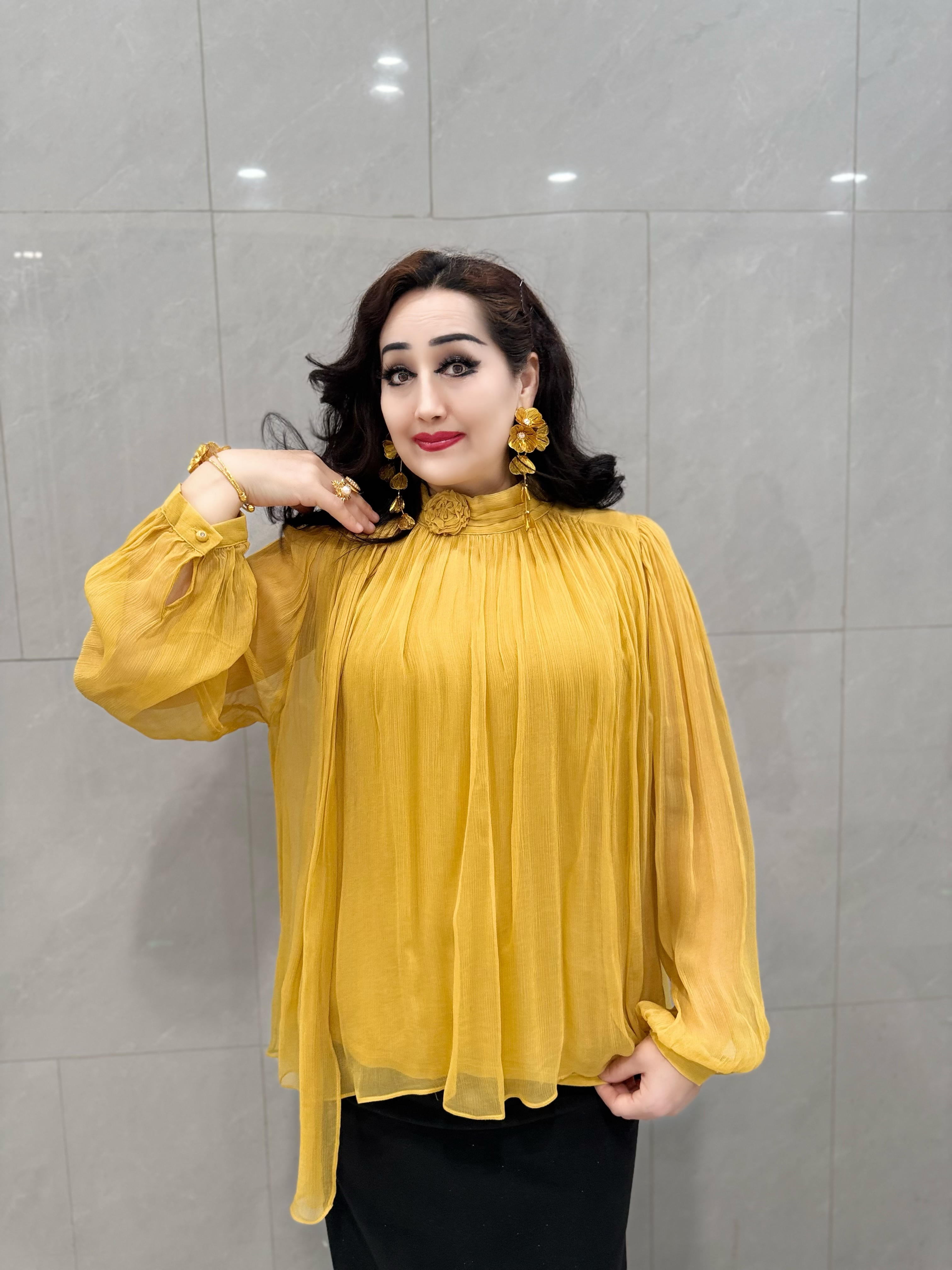 时尚洋气真丝花朵上衣---6062