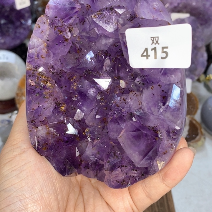 未镶嵌水晶大型摆件（非配饰）