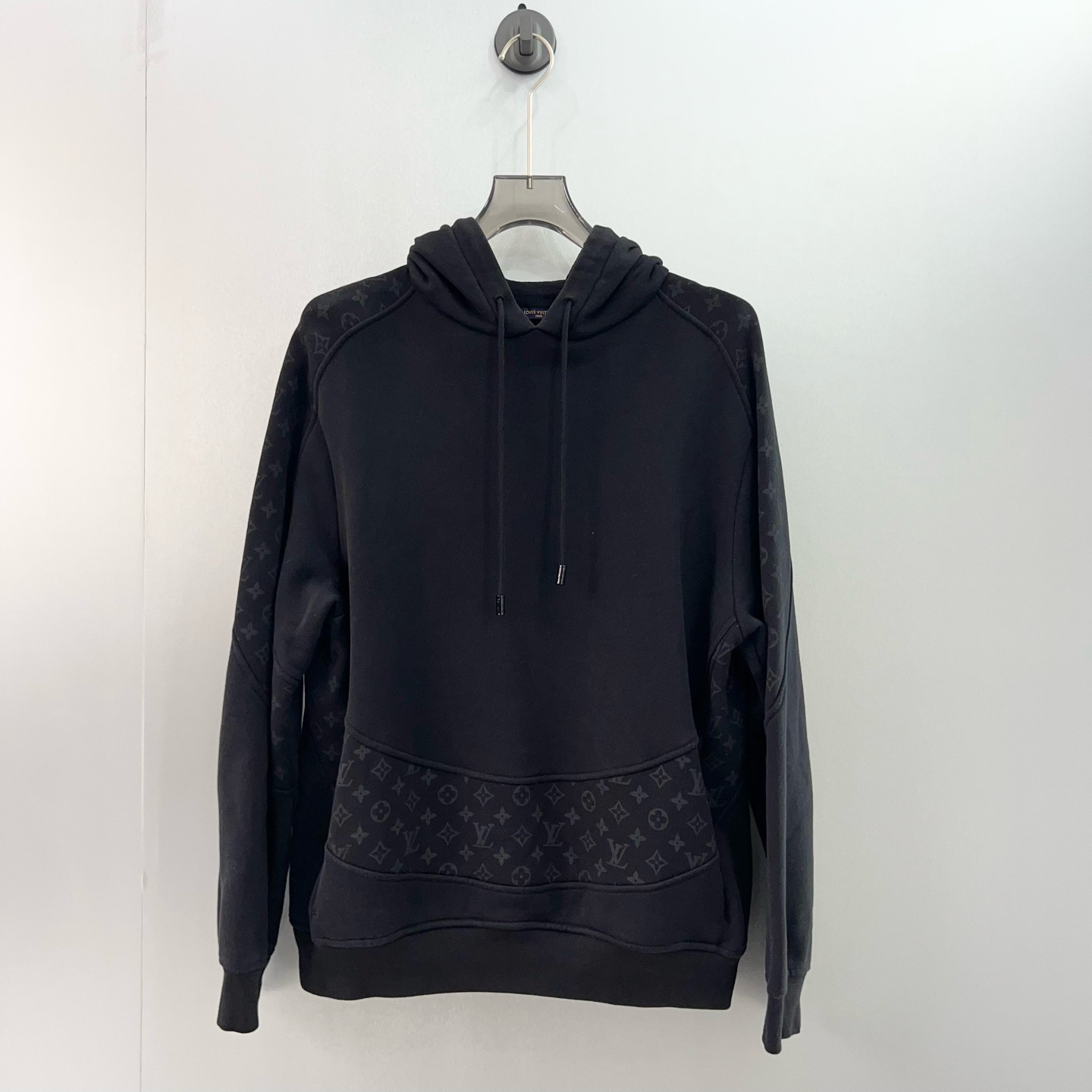 99新 LouisVuitton/路易威登 黑色字母圆环满印帽衫/L码（北京）