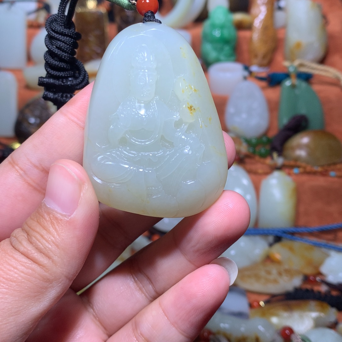 *****和田玉未镶嵌挂件