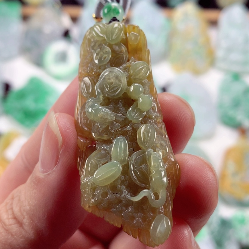 【闪购商品】翡翠吊坠(不含链)未镶嵌