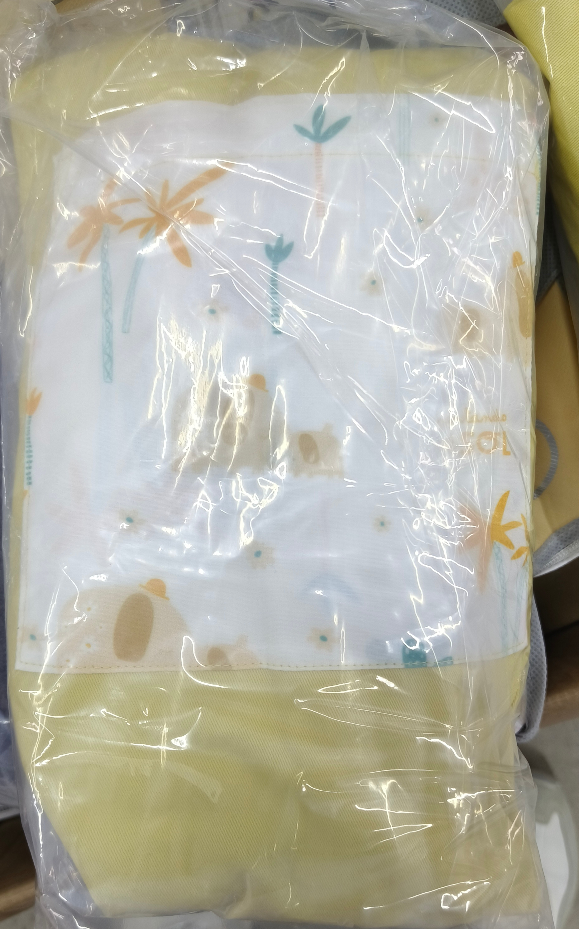 防撞条  K多功能哺乳巾
