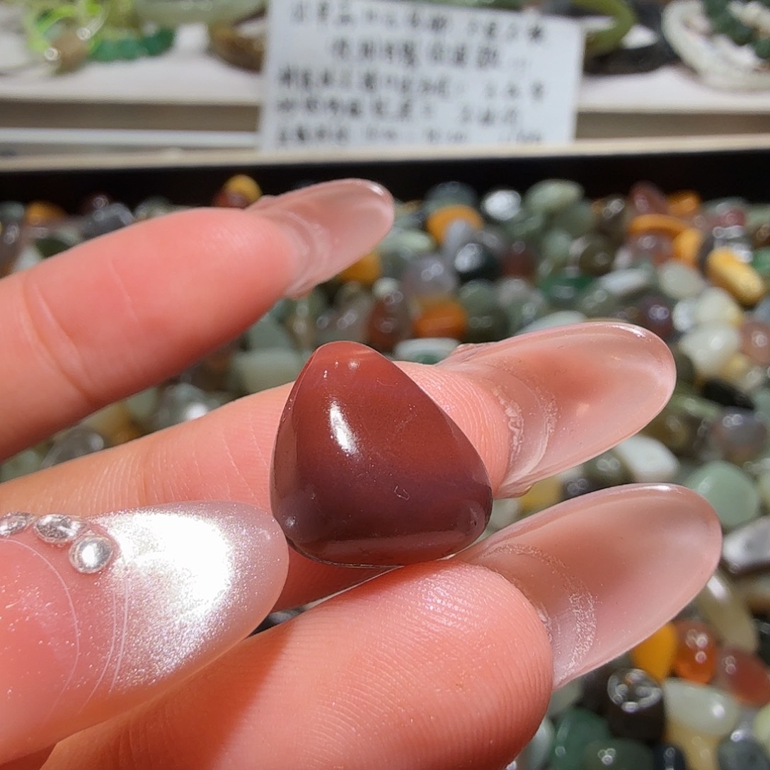 和田玉未镶嵌珠宝奇石