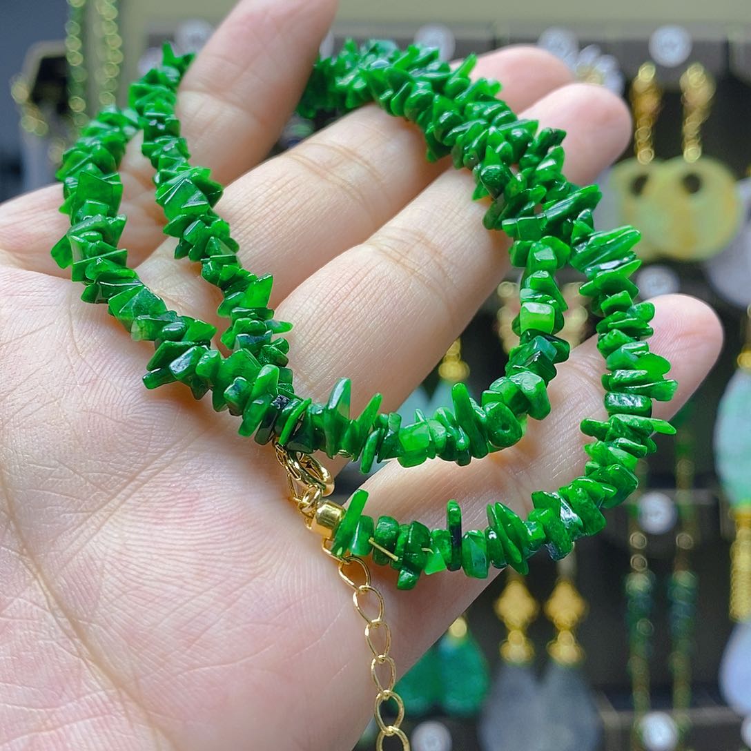 未镶嵌翡翠耳饰翡翠