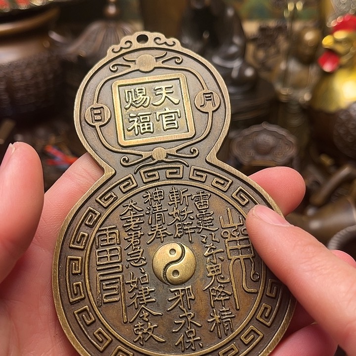 精美铜器批发档口