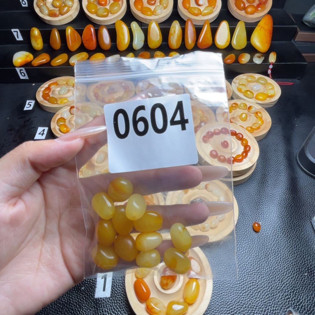 变***人手串未镶嵌和田玉