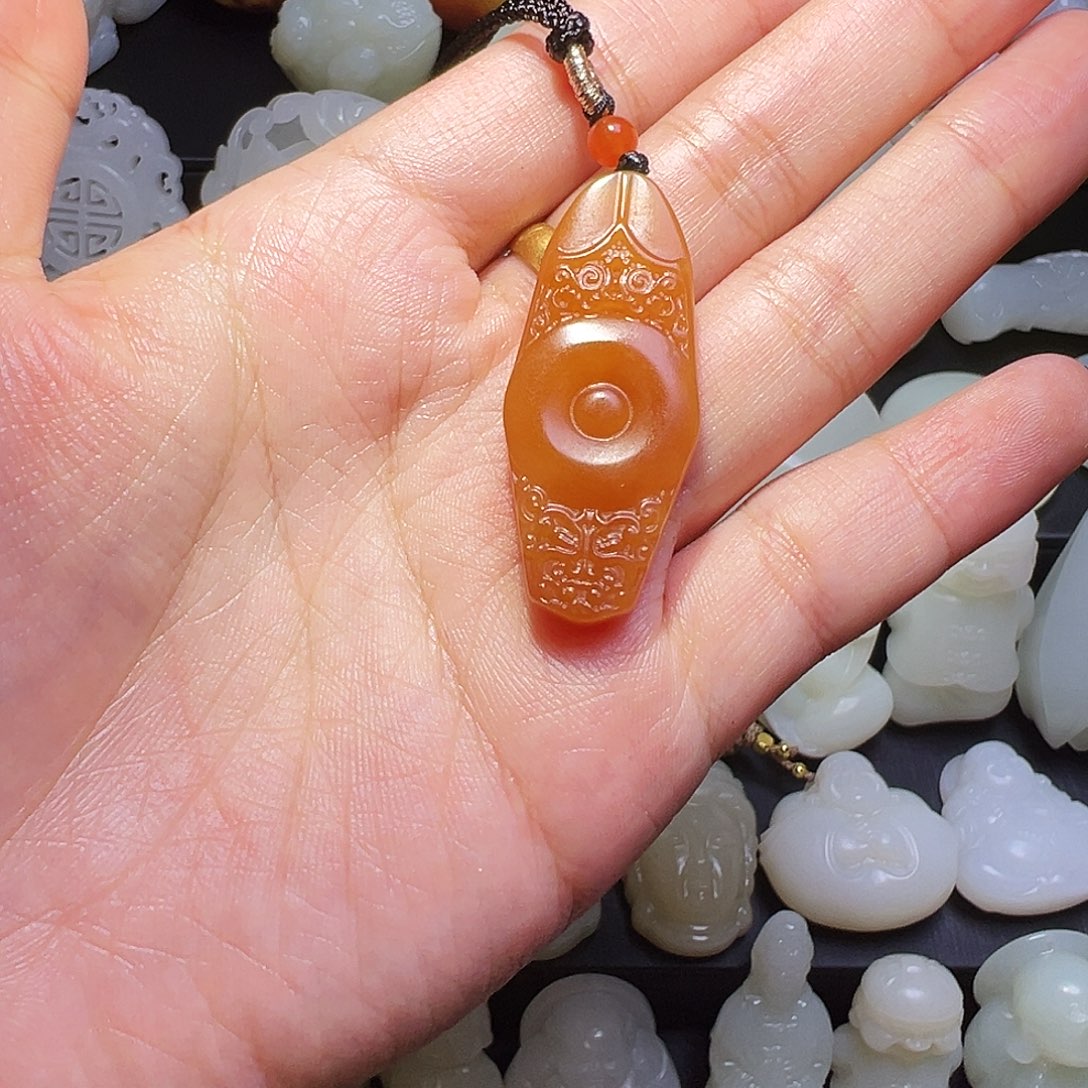 ㅤ***ㅤ和田玉未镶嵌颈饰