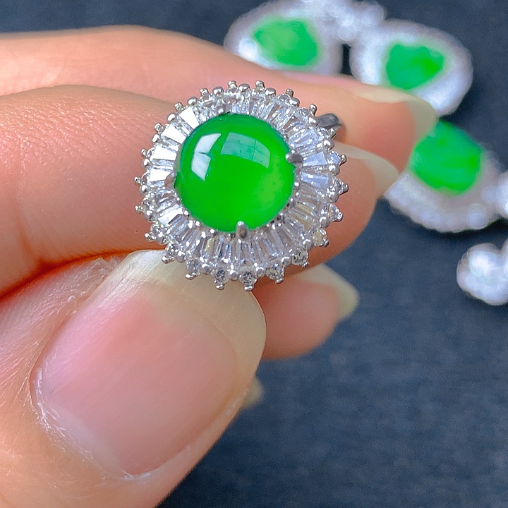 翡翠银S925镶嵌颈饰