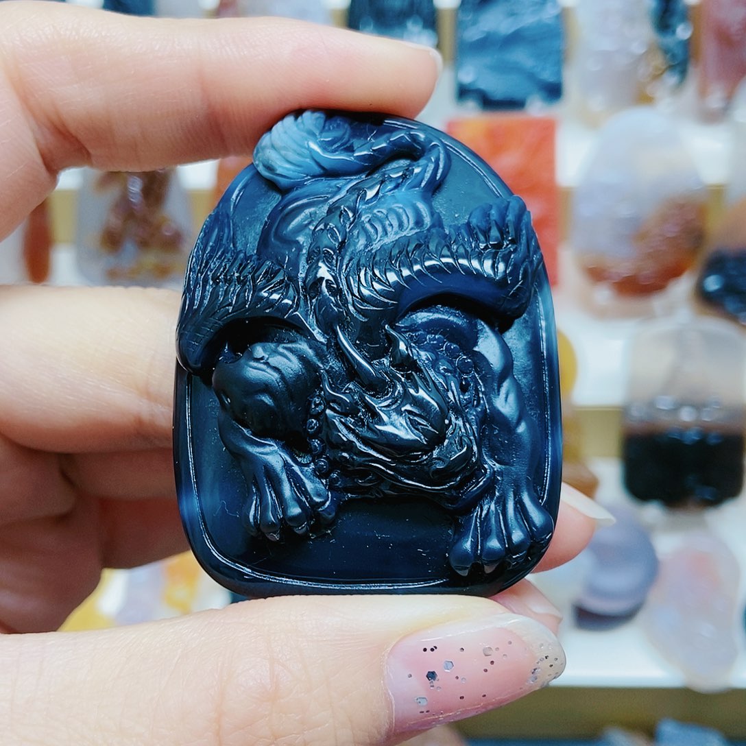 玛瑙/玉髓颈饰未镶嵌