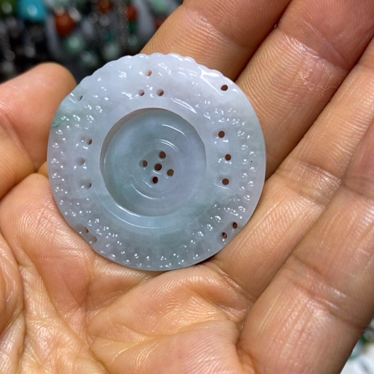 【闪购商品】翡翠吊坠(赠链)未镶嵌