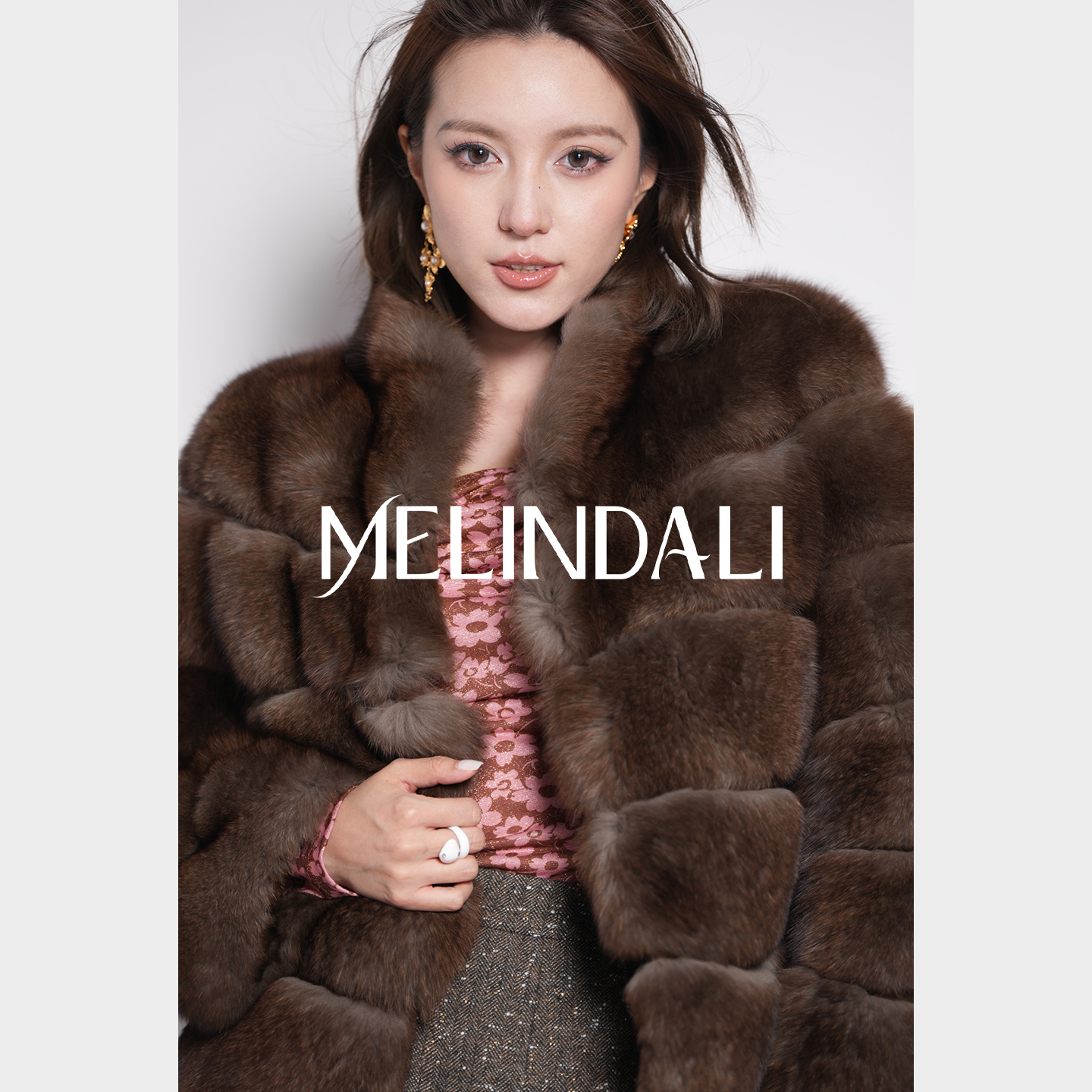 Melinda Li【贝鲁奇】黑标芬兰进口sagafurs贝贝狐染色毛皮草外套