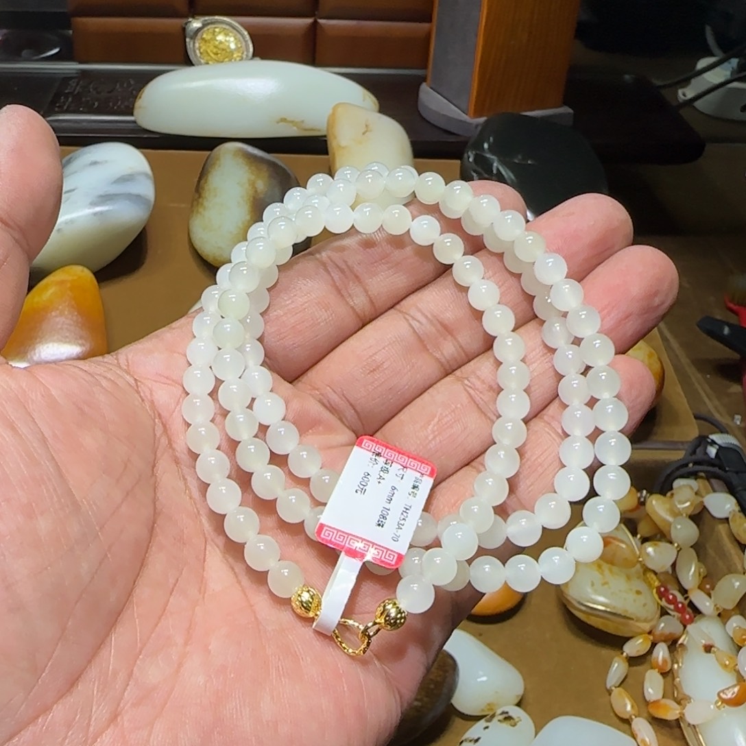 龙***貅和田玉（白玉）未镶嵌颈饰