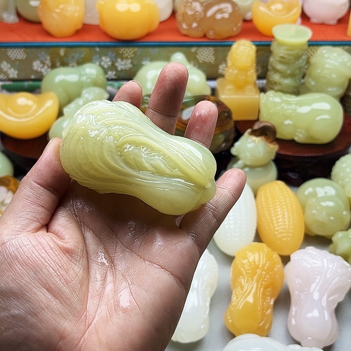 都***。石材白菜手把摆件