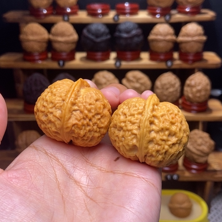 文玩核桃吊坠石奎3