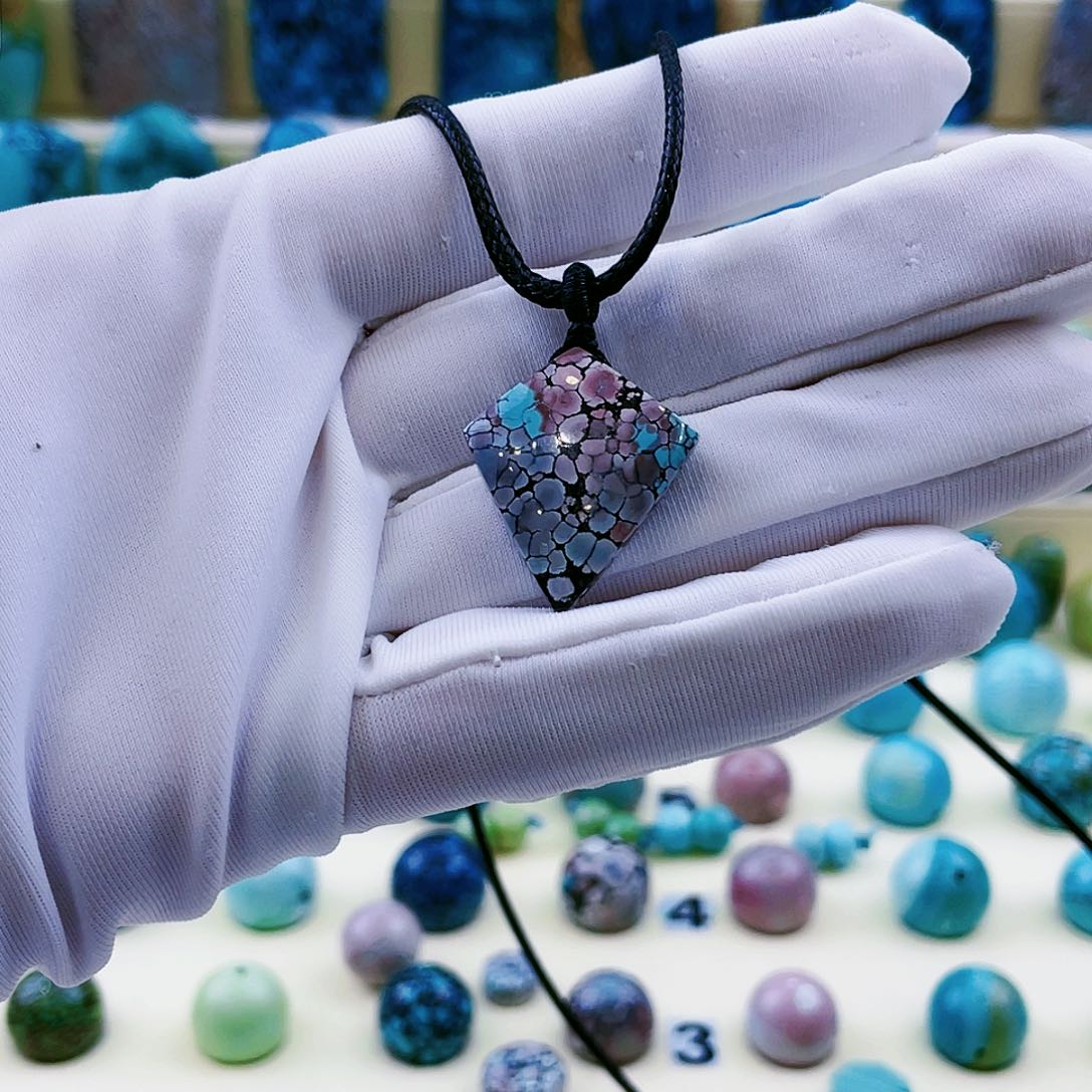 绿松石挂件未镶嵌