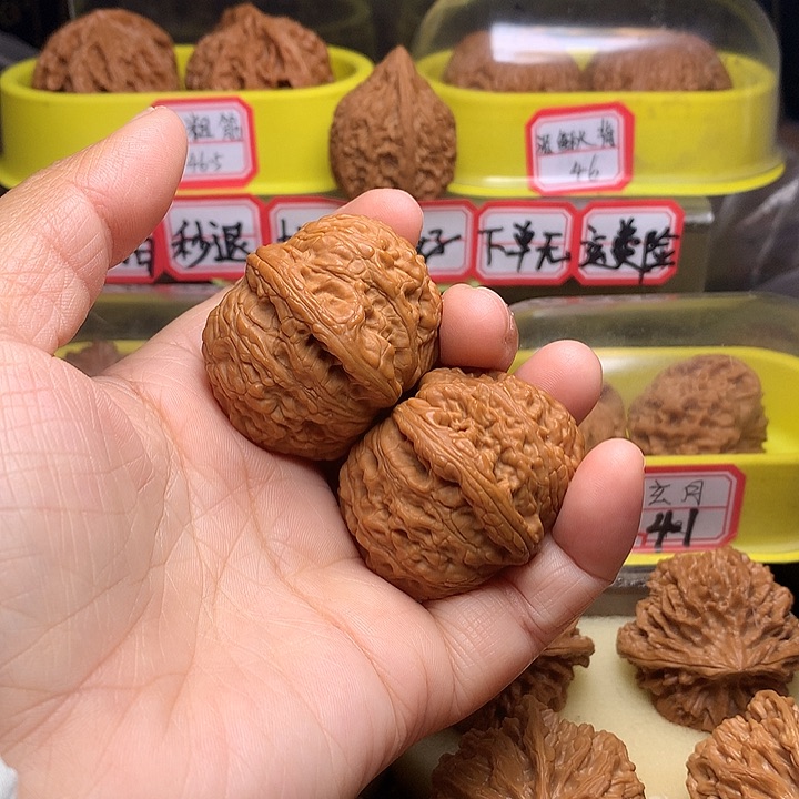 吊坠文玩核桃欢****1泥鳅背