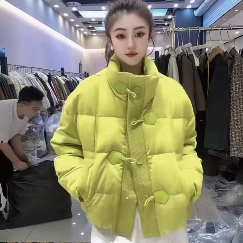 《航睿服饰》8621立领针织拼接白鸭绒羽绒服女冬季保暖外套