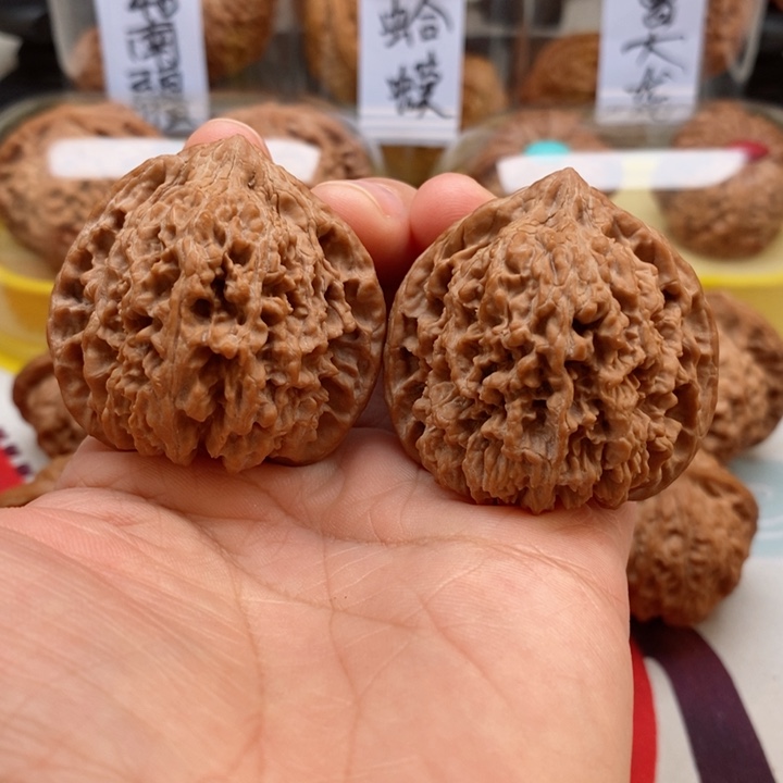 文玩核桃吊坠42满天星