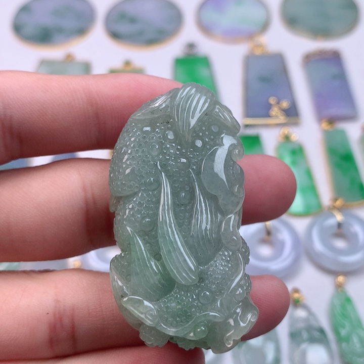 翡翠未镶嵌颈饰缅甸天然翡翠a货