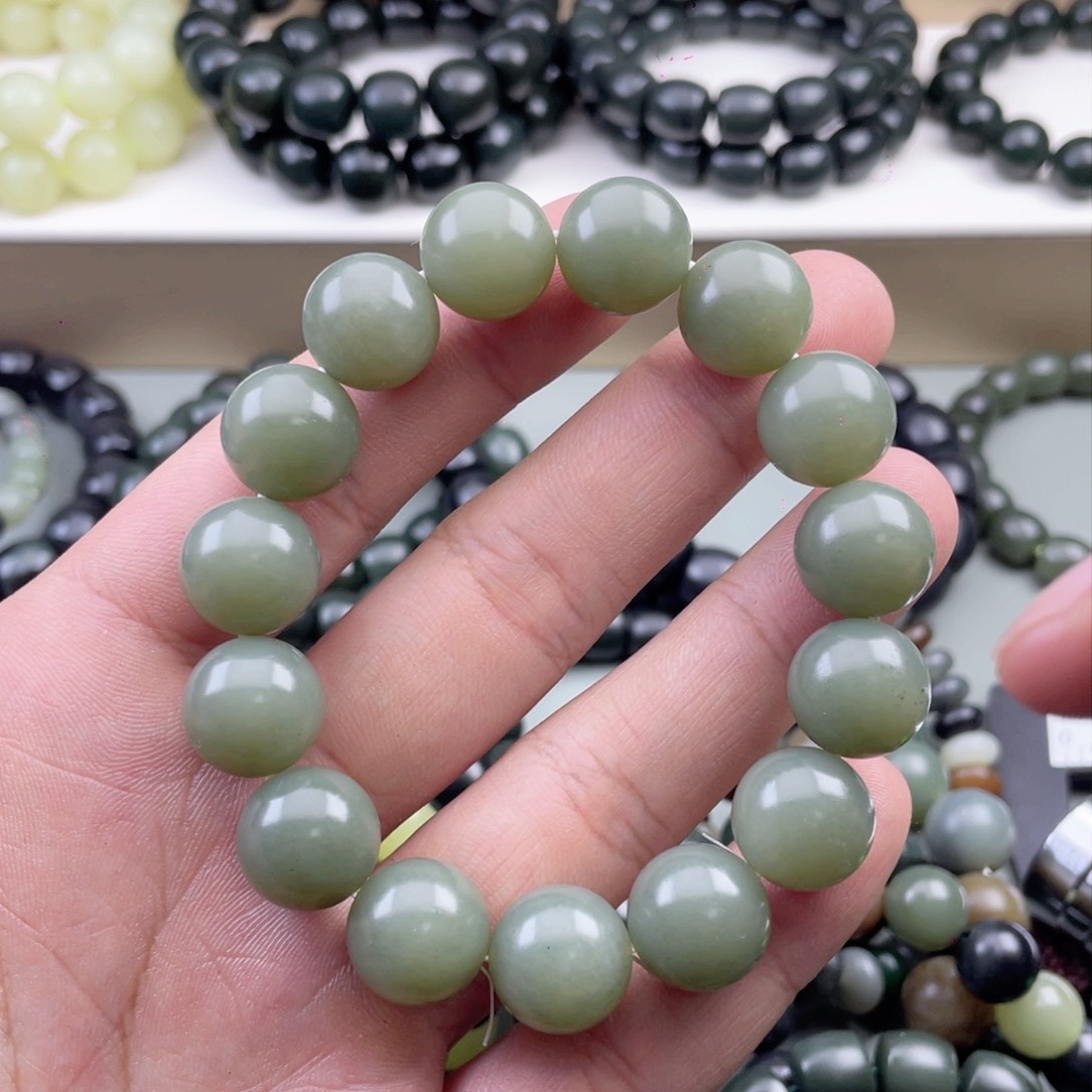 和田玉手串未镶嵌