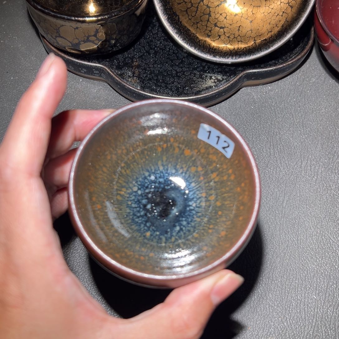 茶盏你要好好休息一下噢不要生气