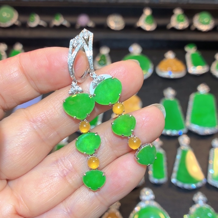 翡翠18K金镶嵌吊坠(不含链)翡翠