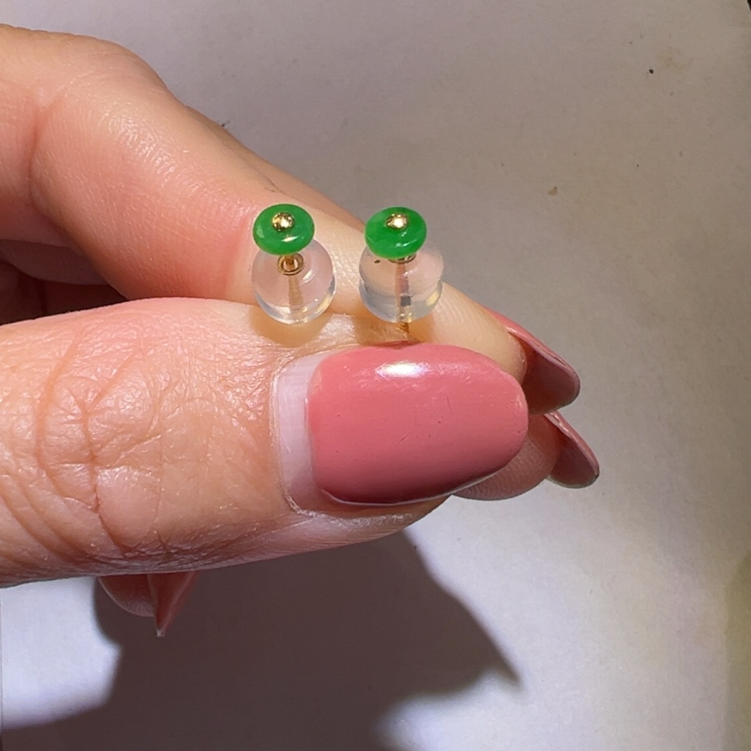 翡翠颈饰18K金镶嵌耳钉