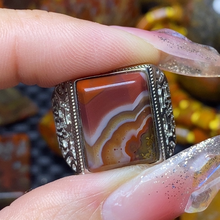 玛瑙/玉髓颈饰未镶嵌