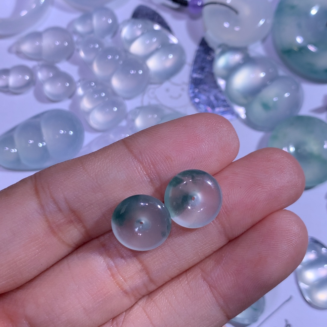 翡翠未镶嵌颈饰扣子