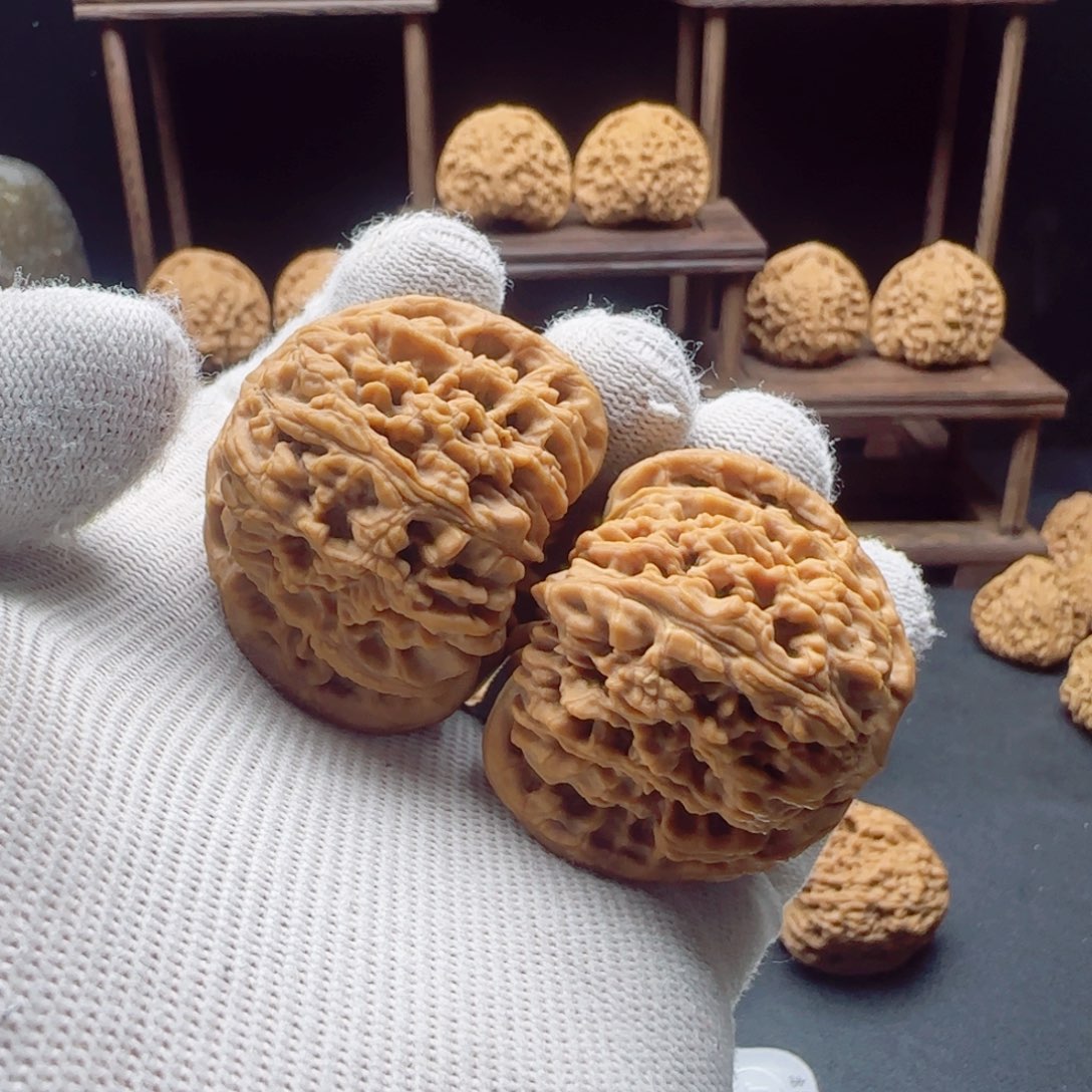 文玩核桃吊坠44.5窝头