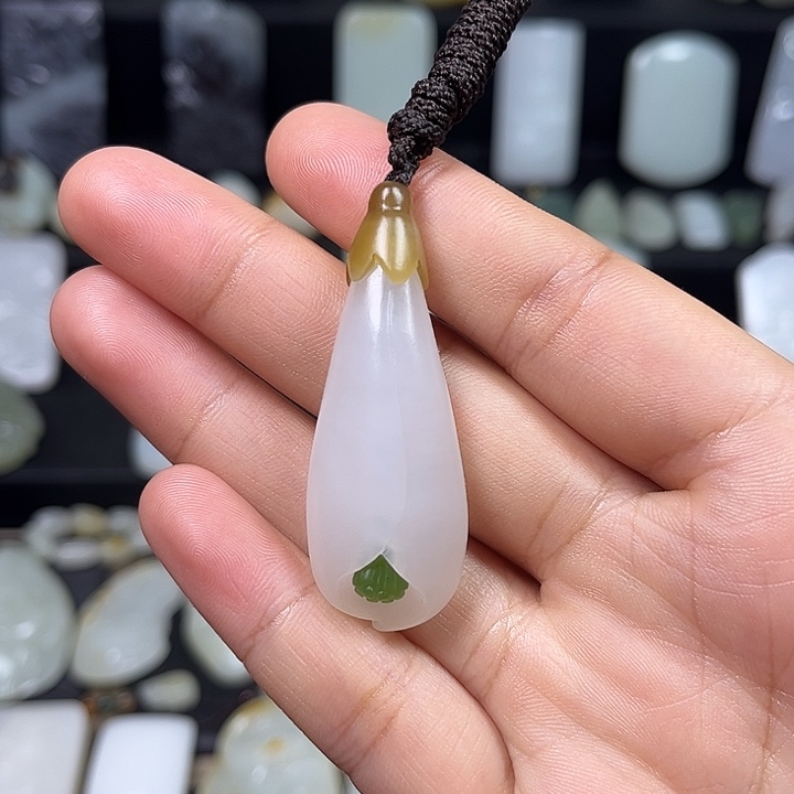 和田玉吊坠(不含链)未镶嵌