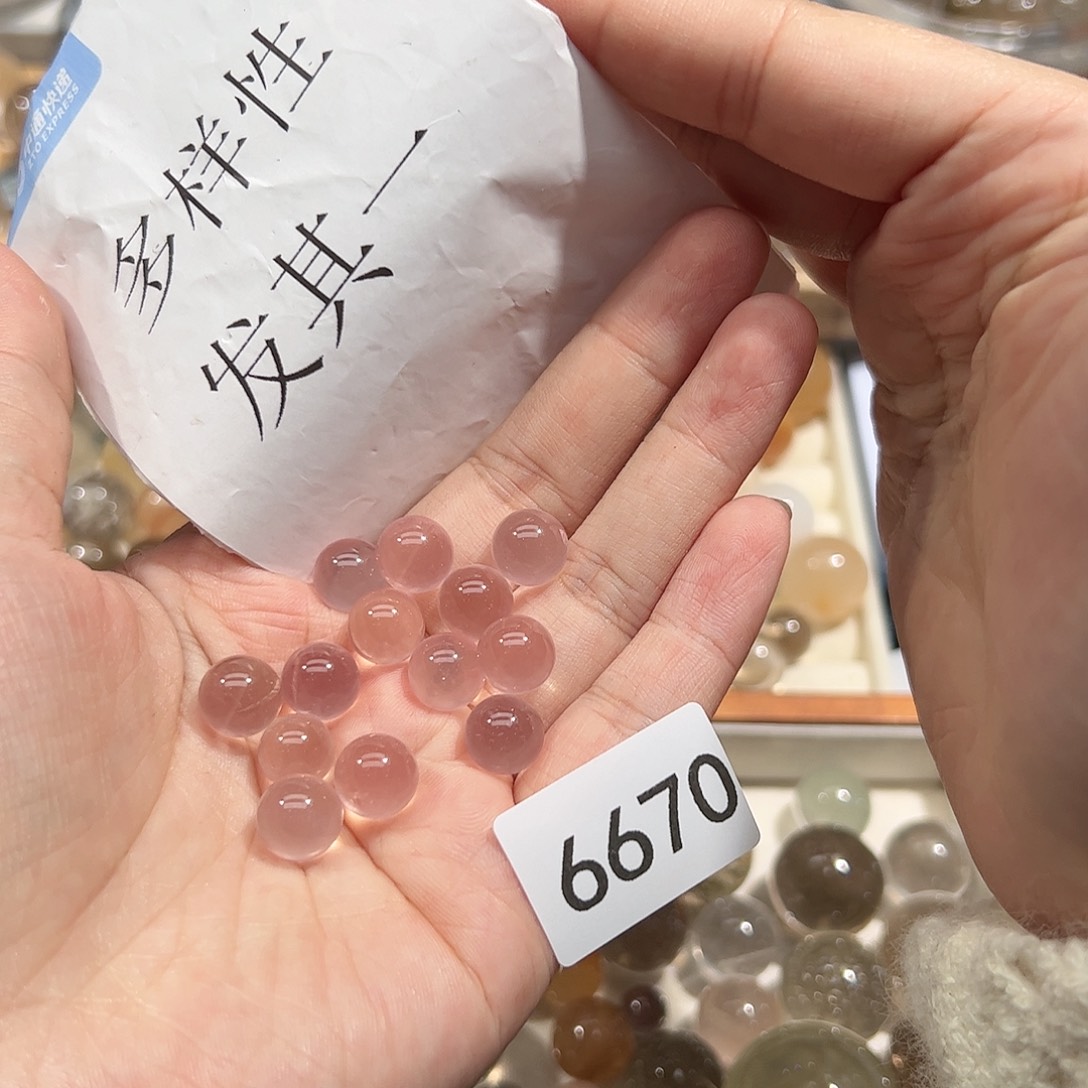 大型摆件（非配饰）未镶嵌水晶