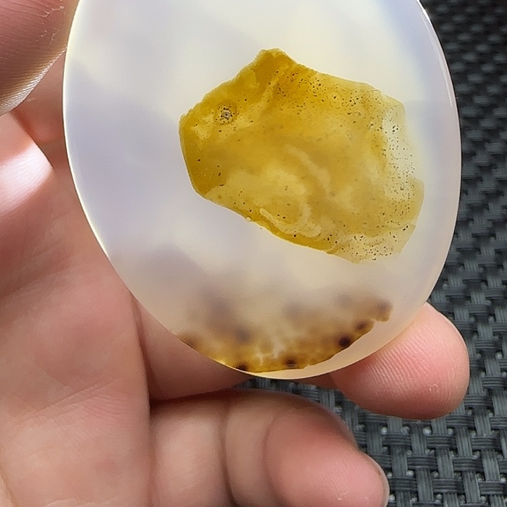 石***乐玛瑙/玉髓未镶嵌颈饰