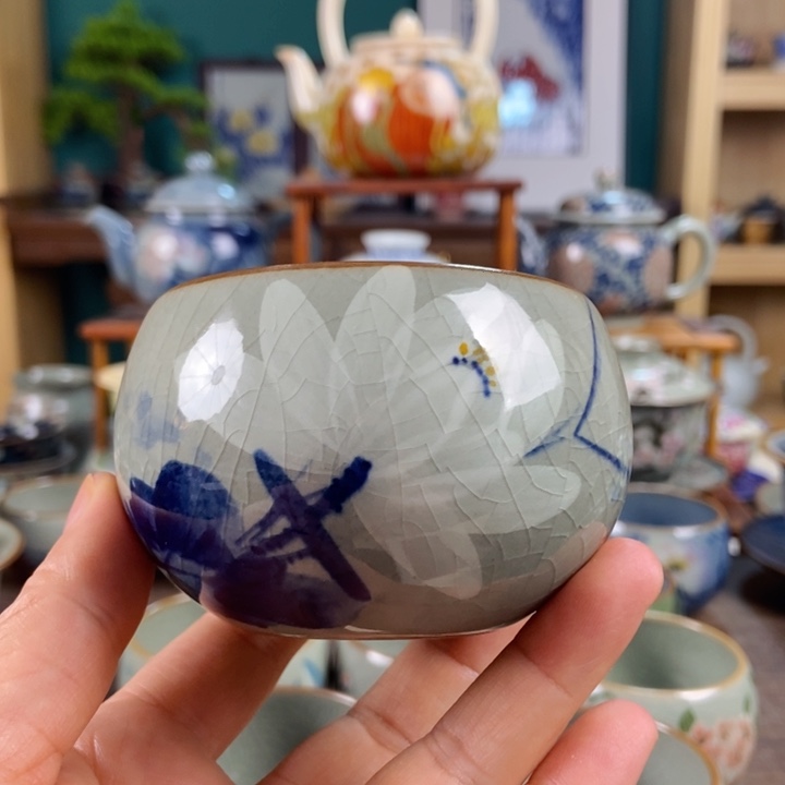 瓷片手工制作工艺精湛等特点