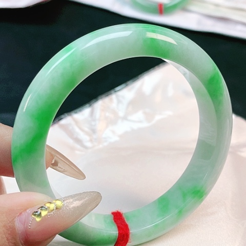 未镶嵌手镯翡翠2561
