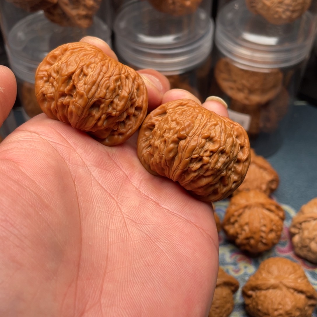 文玩核桃把件正磨