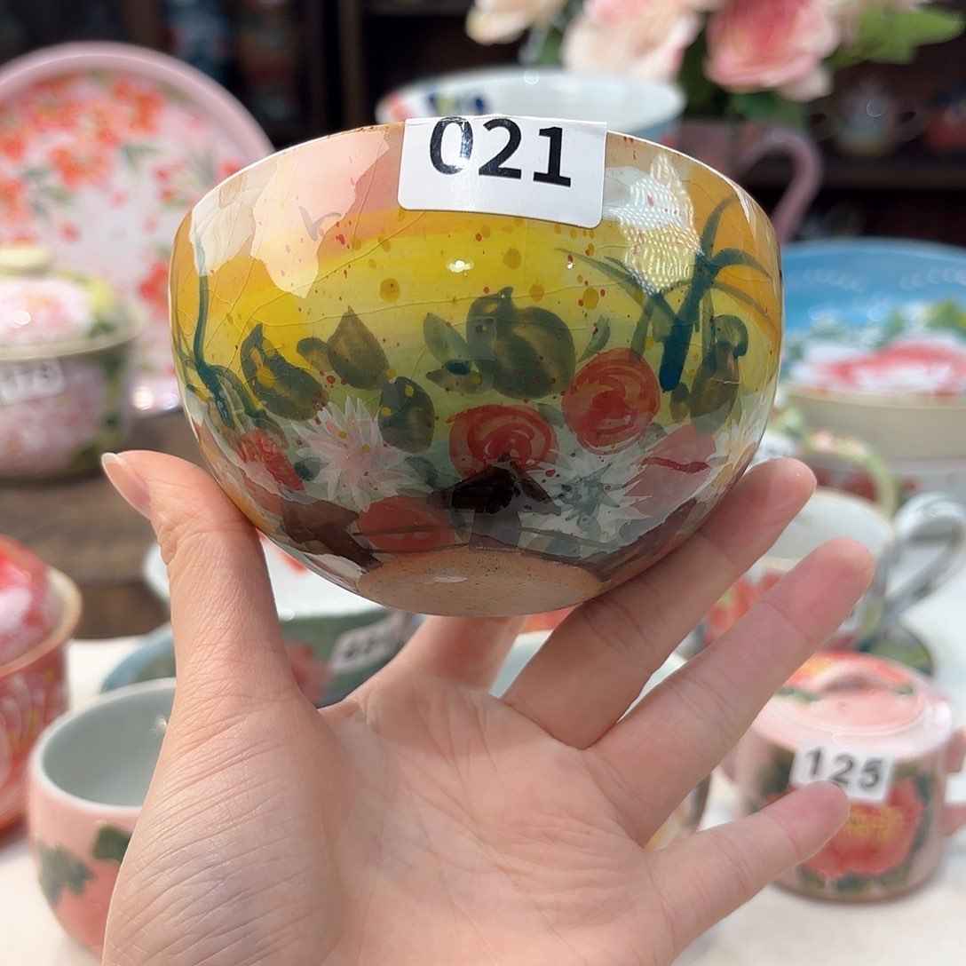 瓷片兔兔好可爱啊