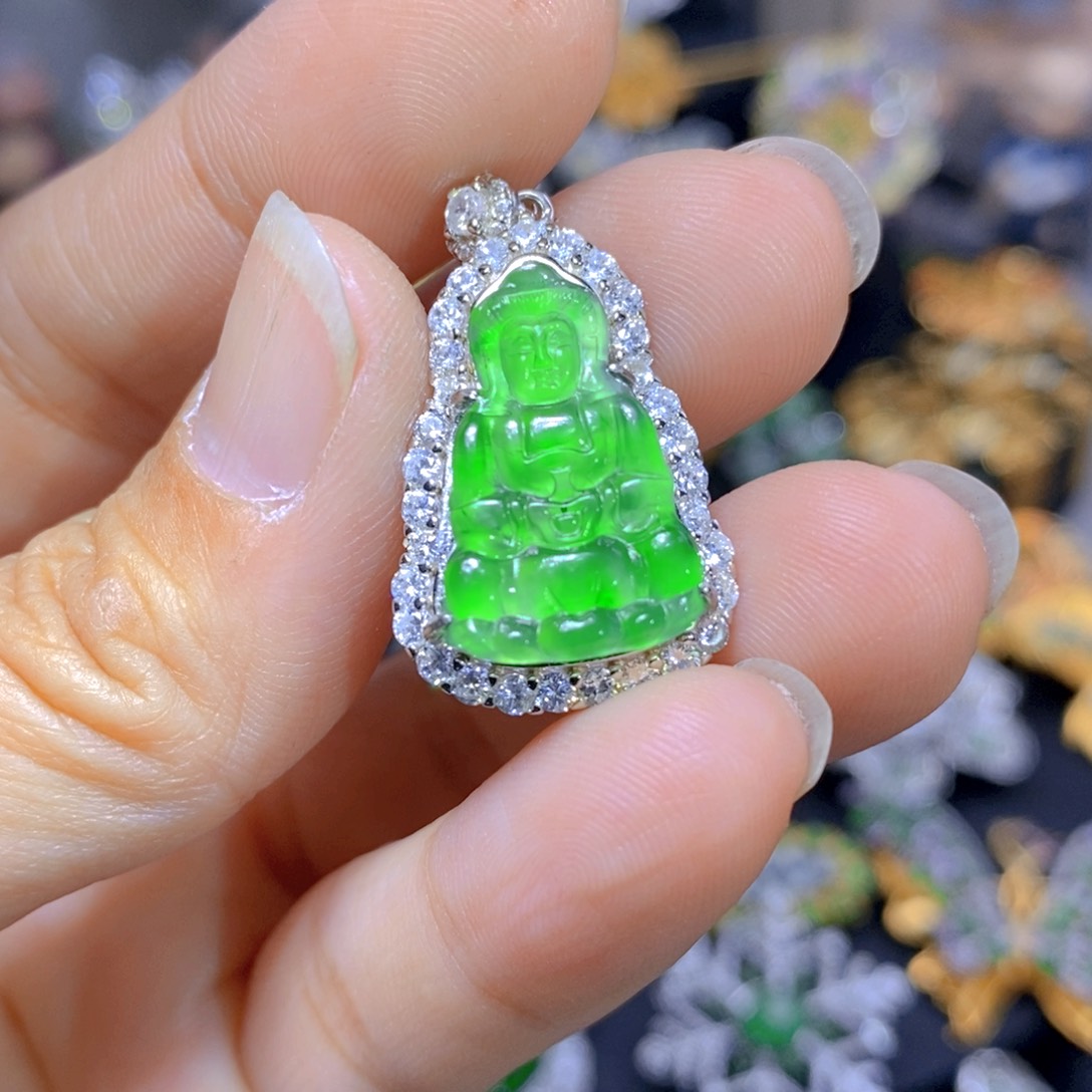 翡翠耳钉银S925镶嵌天然翡翠